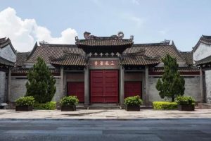 谁的故乡可以不老？