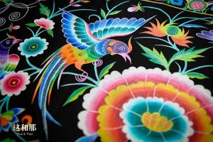 苗画：湘西的龙，长着一张蝴蝶的脸